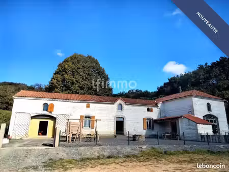 maison 5 pièces 268 m²