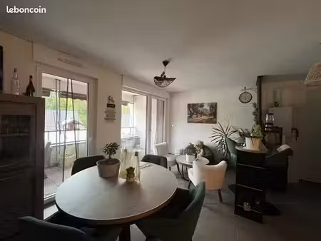appartement 3 pièces 65 m²