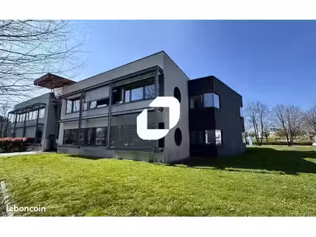 bureau 286 m²