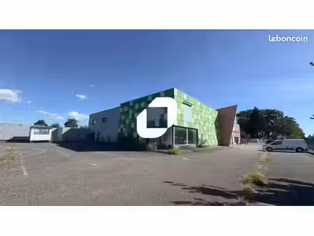 local commercial 548 m²