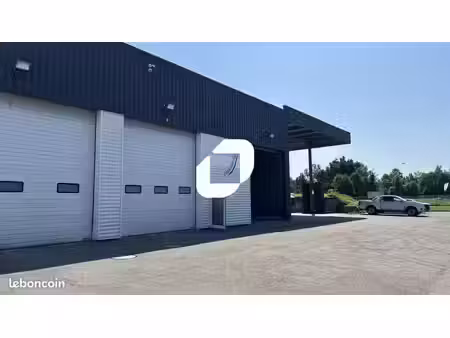 local d'activité 172 m²