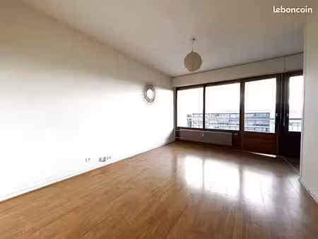 appartement 1 pièce 30 m²