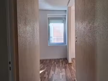 location d'un appartement lumineux de 72 m² non meublé