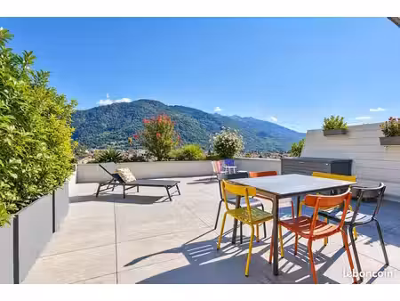 appartement 3 pièces 102 m²