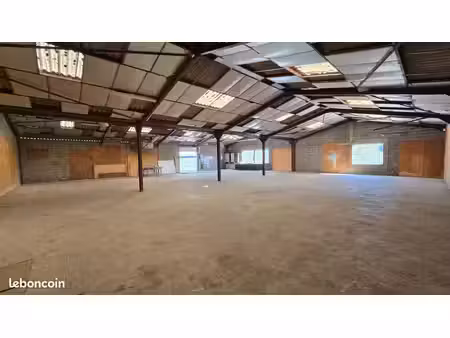 local commercial 396 m²