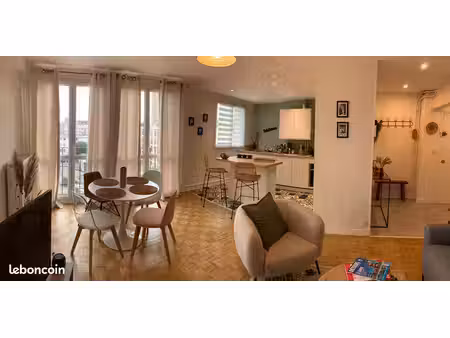 très bel appartement meublé t2 centre ville le havre avec ascenseur et cour intérieure
