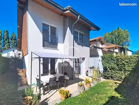 propriété 5 pièces 98 m²