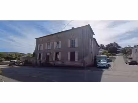 grande maison familiale – 8 pièces / 6 chambres – terrain de 1 841 m² – bouxurulles