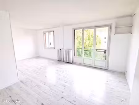 appartement 4 pièces 63 m²