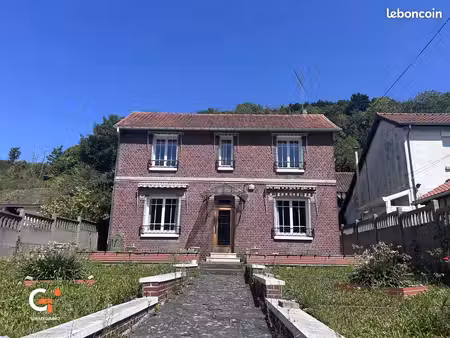 maison 4 pièces 85 m²