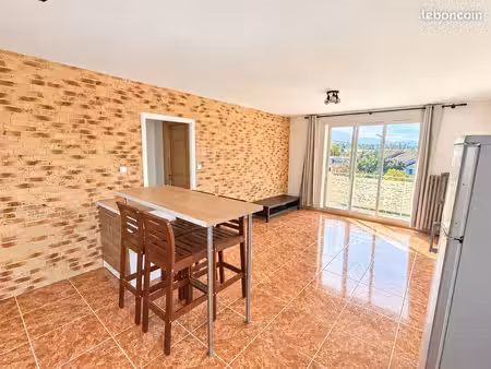 appartement 3 pièces 64 m²
