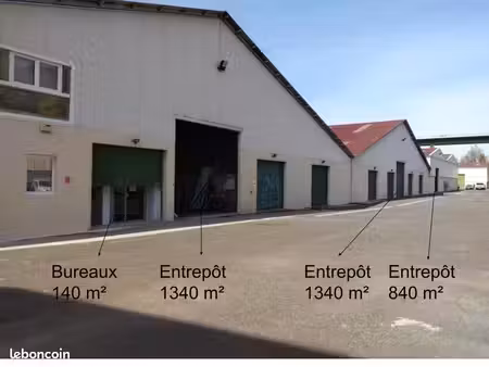 3700 m² entrepôt divisibles