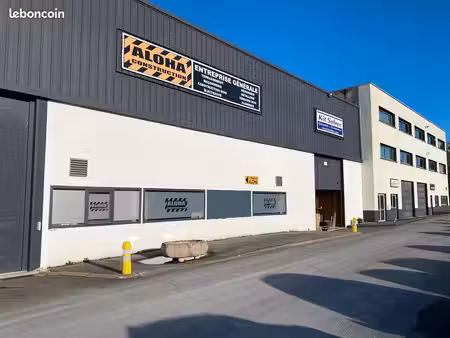 local d'activité 100 m2 + stationnement