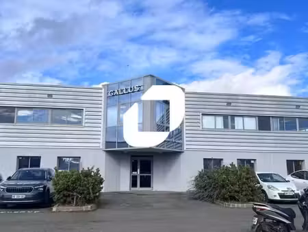 local bureaux 395 m²