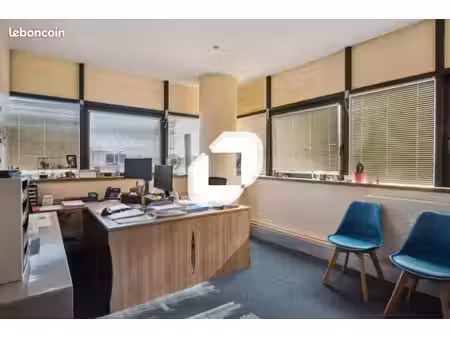 bureau 347 m²