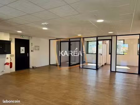 bureaux 153 m² meaux