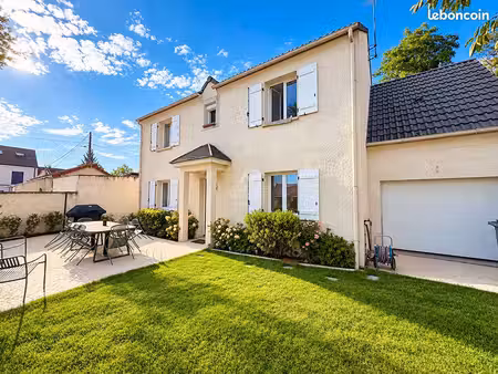 maison 7 pièces 118 m²