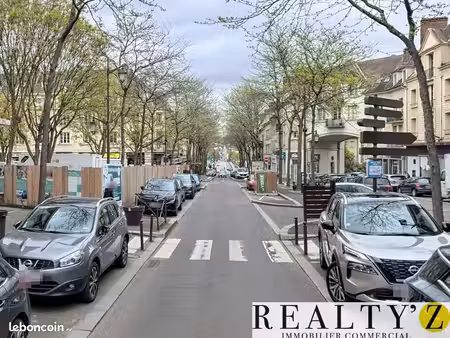 local commercial 35 m²