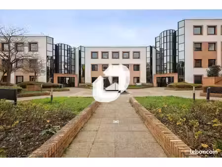 bureaux 1 052 m²