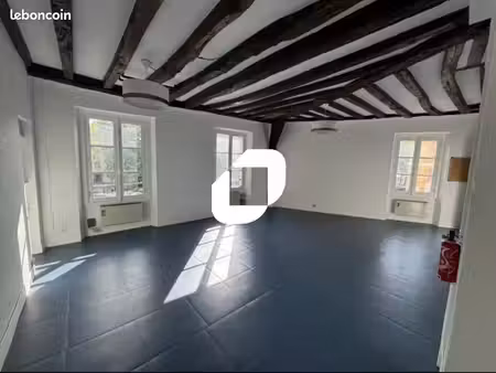 bureaux 115 m²