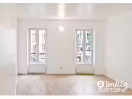 studio rénové idéalement situé