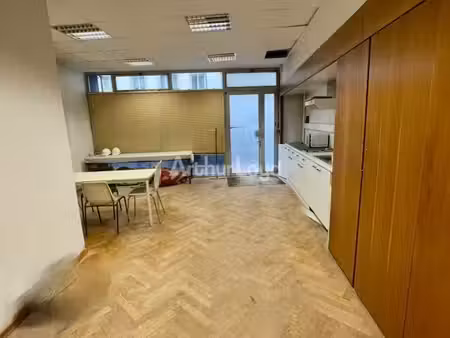 location commerce reims 51100 183m²