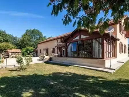 vente maison à grignols (24110) : à vendre / 196m² grignols
