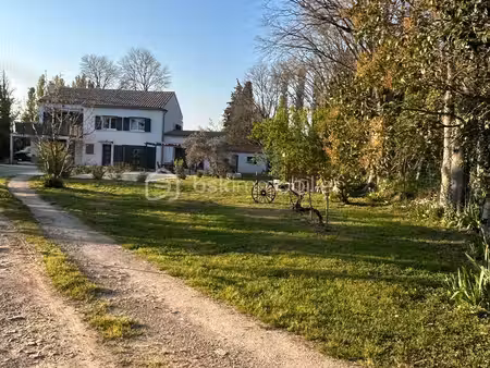 maison de 171 m² à grans