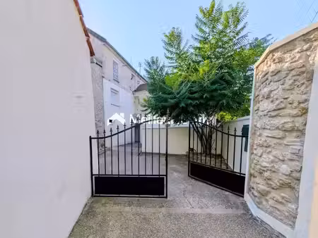 vente immeuble 11 pièces 210 m² à gargenville (78440)  545 000 €