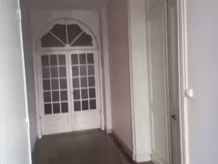 location appartement 1 pièce 26 m² à angoulême (16000)