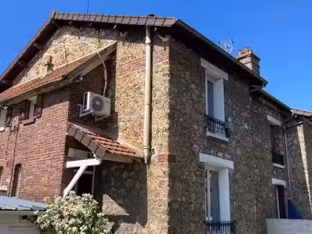 location maison 4 pièces 67 m² à argenteuil (95100)  1 500 €