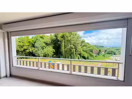 location appartement 3 pièces 65m² fort de france 97200