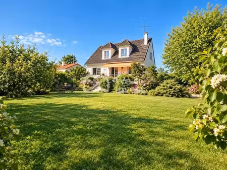 maison de luxe de 5 pièces en vente à saint-germain-sur-morin  île-de-france