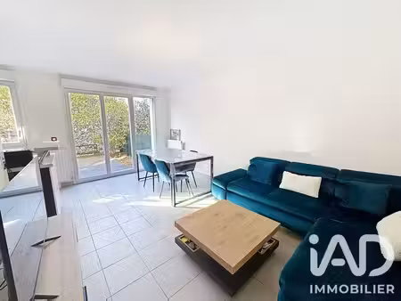appartement à sainte-geneviève-des-bois (91700)