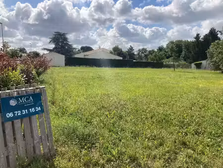 vente terrain 604 m² saint-vaize (17100)