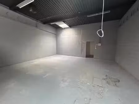 location local d’activités 35m² à 215m²