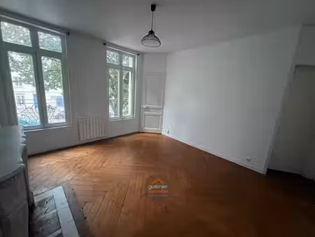 location appartement 2 pièces 28m²