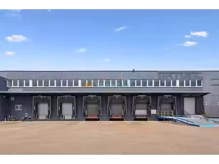 location local commercial