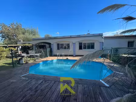 vente maison 5 pièces 178 m² mèze (34140)