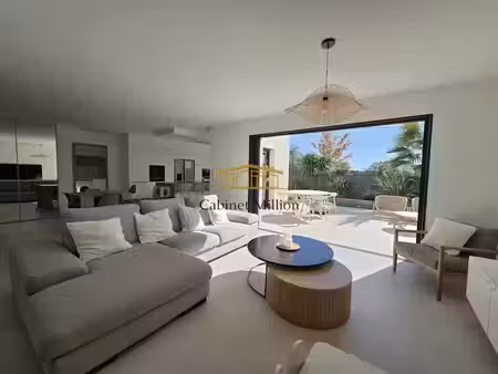 vente maison 5 pièces 128 m² à vic-la-gardiole (34110)  570 000 €