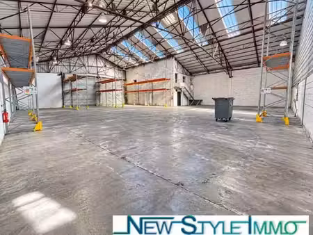 vente locaux professionnels 4 pièces 495 m² à six-fours-les-plages (83140)  53 000 €
