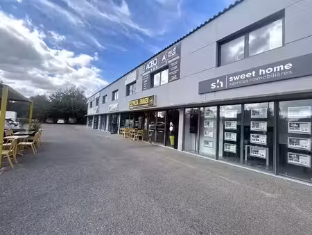 vente locaux professionnels 0 pièces 47 m² à garéoult (83136)  175 000 €