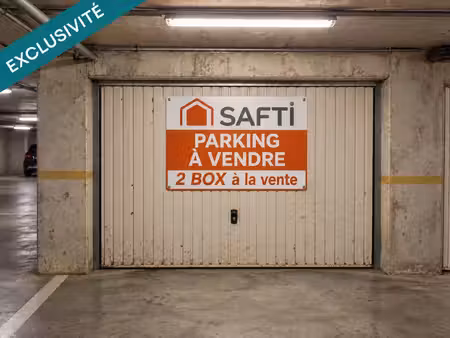box stationnement x 2 résidence plombière