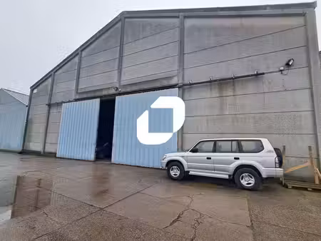 vente local d’activités 1000m²
