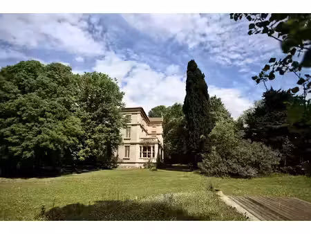 nouveau  rare  propriété 7 5 ha avec demeure d'inspiration