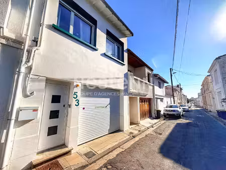 nouveauté nestenn royan - maison 2 chambres + grand garage- rue calme en centre-ville  en 