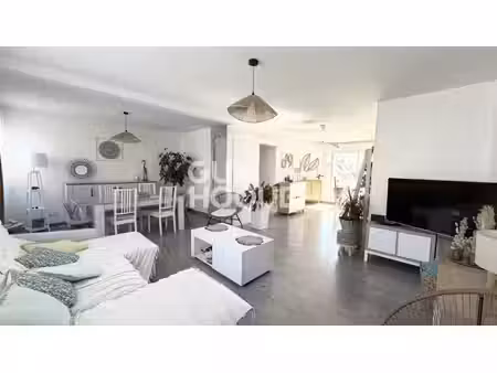 chevigny-saint-sauveur appartement à vendre de 5 pièces de 121.3 m²