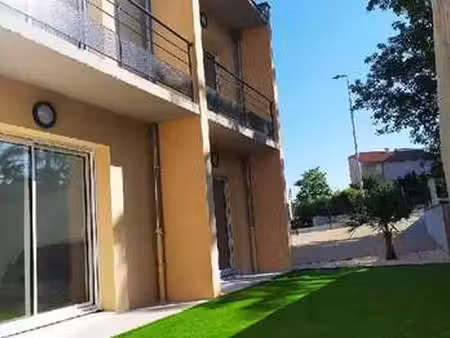 location appartement t1 meublé à aubière (63170) : à louer t1 meublé / 23m² aubière