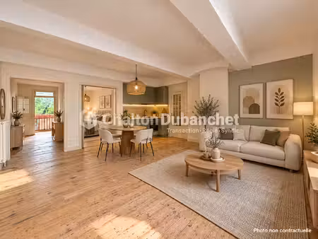 plateau de 60 m² en hyper centre de roanne - 60 m² et balcon