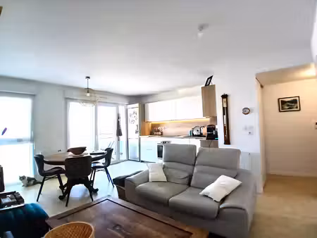 appartement sainte luce sur loire 3 pièce(s)